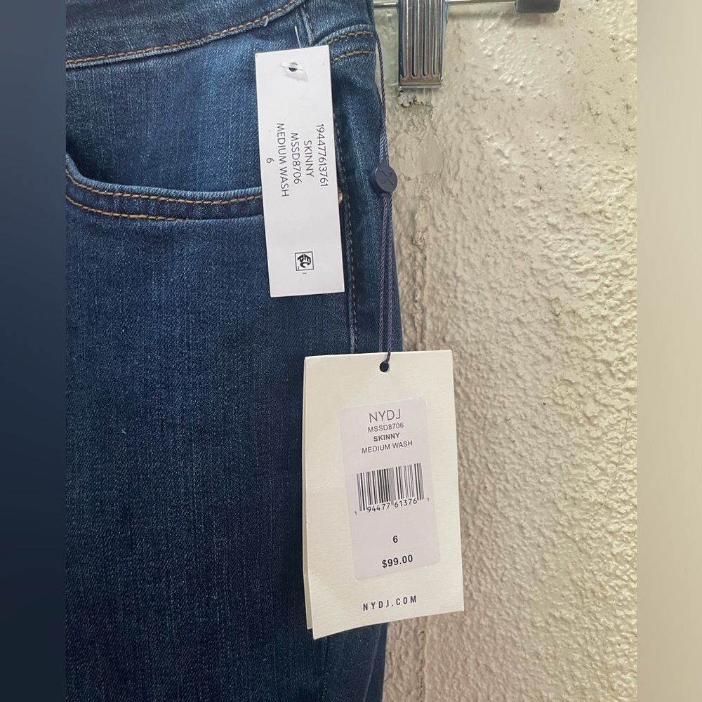 NYDJ Women's Skinny Jeans Medium Wash Dark Blue US 6 New - Picture 6 of 8